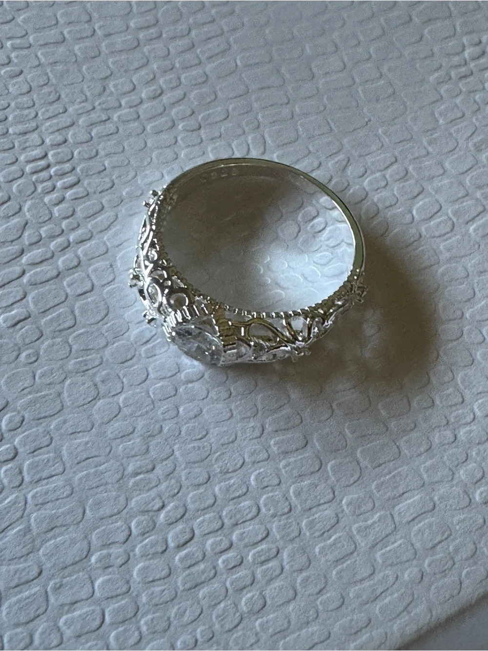 ✨Pristine 925 Sterling Silver Vintage Filigree Grade A Moissanite Ring-0.25 CT!